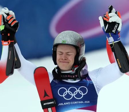 Voo de Lucas Pinheiro no slalom gigante da ouro histórico ao Brasil