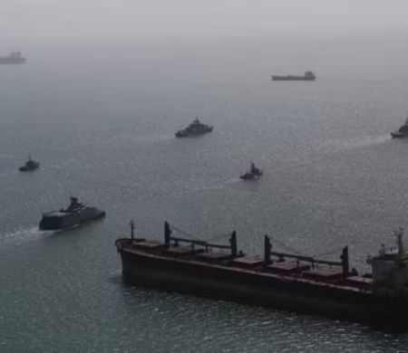 Irã e Rússia desenvolvem exercícios militares no Estreito de Ormuz&nbsp;