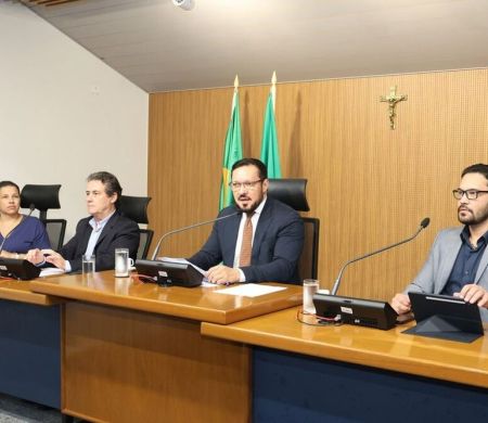 Governo detalha na Assembleia que investiu R$ 2,39 bilhões em saúde