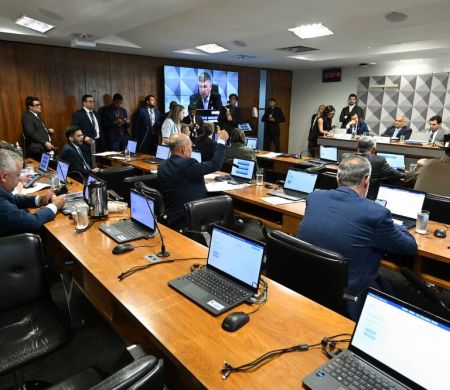 CPMI avança sobre Lulinha e bancos com votação de quebras de sigilo