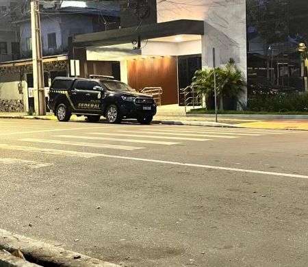 Por suspeita de fraude, prefeito e vice de Macapá são afastados