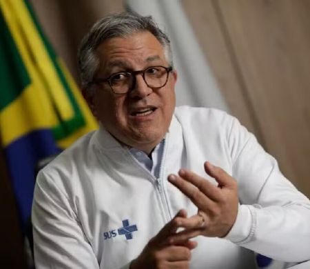 Para Padilha, remédios contra obesidade têm preços abusivos