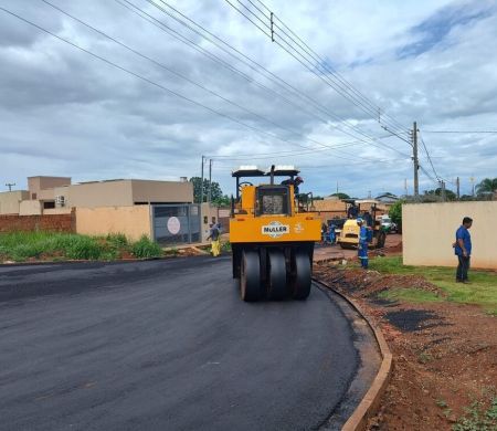 Programa de asfalto prevê obras em 28 bairros de Campo Grande
