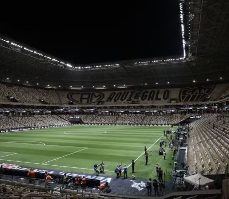 Após serem vices nos estaduais, Atlético-MG e Inter jogam em BH