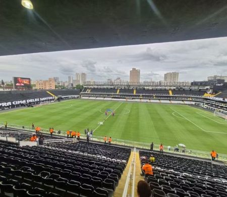 Com Neymar, Santos recebe o Corinthians na Vila Belmiro