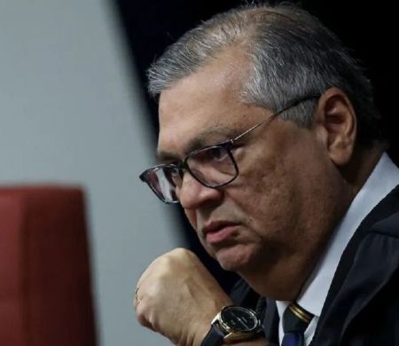 Juízes querem ganhar tempo sobre decisão de Dino de cortar penduricalhos
