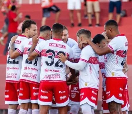 CRB poderá poupar alguns titulares contra o Itabaiana nesta quarta em Aracaju