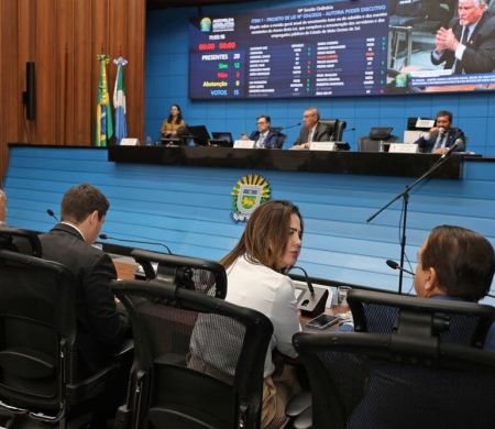 Sob críticas da oposição, reajuste de 3,81% aos servidores será votado em 2ª