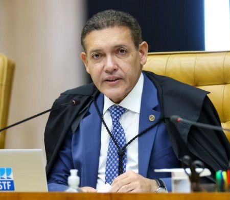Indicados por Bolsonaro assumem comando do TSE nas eleições de outubro