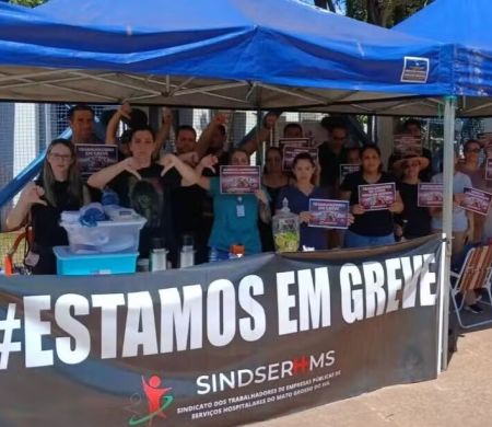 Servidores param hospitais e cobram até 25% de reajuste
