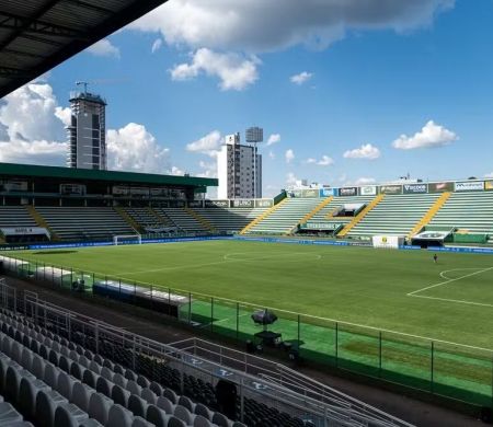 Invicta em casa, Chapecoense recebe o Atlético-MG