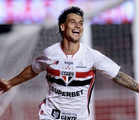 Com três gols de Ferreirinha, São Paulo goleia o Cruzeiro no Morumbins&nbsp;