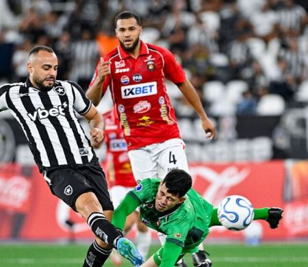 Botafogo busca empate contra o Caracas em estreia na Sul-Americana
