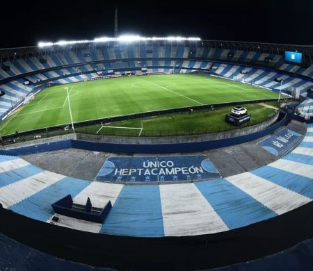 Botafogo e Racing se enfrentam às 18h (de MS) desta quarta-feira