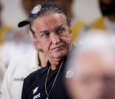 Cuca não embala na Vila e encara primeiro momento de pressão no Santos