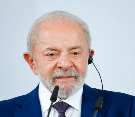 Em viagem à Alemanha, Lula busca ampliar acordos comerciais e tecnológicos