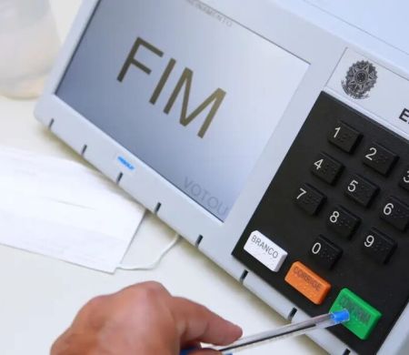 AGU orienta agentes públicos sobre condutas proibidas n as eleições