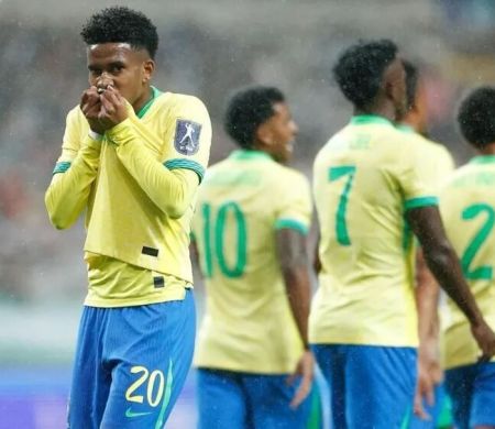 Com Estevão praticamente fora da Copa, veja quem disputa sua vaga&nbsp;