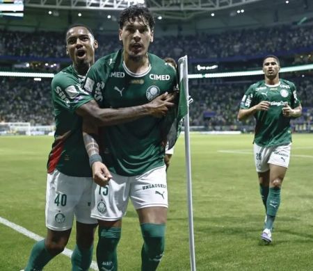 Líder Palmeiras quer manter boa sequência contra o Bragantino