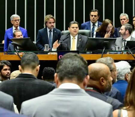 Em mais uma derrota do Governo, Câmara rejeita veto de Lula a Dosimetria