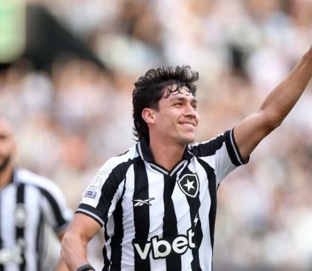 Remo vira sobre o Botafogo fora de casa e respira no Brasileirão