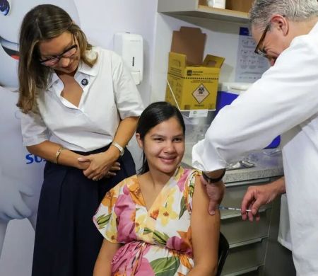 Mais de 1 milhão de gestantes são vacinadas contra VSR em bebês