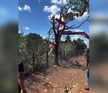 Helicóptero de Henrique e Juliano cai em fazenda no TO