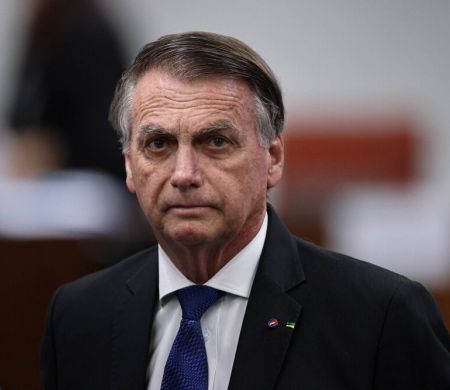 Bolsonaro pede ao STF para anular condenação de 27 anos de prisão