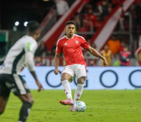 Inter vence o Athletic e está classificado às oitavas da Copa do Brasil