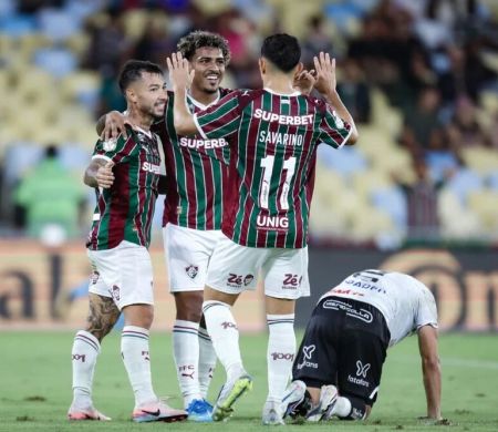 Com pênalti perdido, Fluminense elimina Operário-PR e vai às oitavas