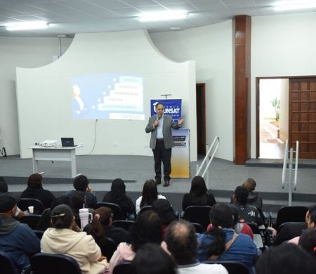 Programa na Capital atende 1,4 mil beneficiários com ciclo de palestras