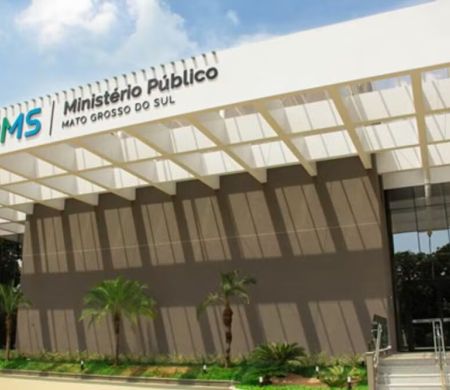 PF cumpre mandados por suspeita de fraude no transporte universitário