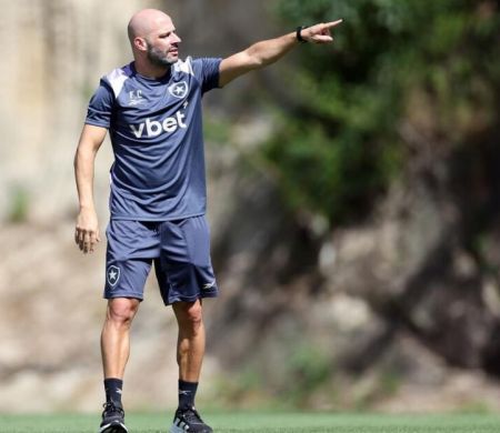 Botafogo enfrenta Independiente Petrolero pela Sul-Americana