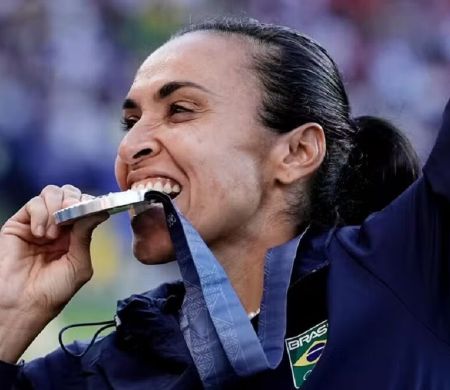 Com Marta e mais 25, Seleção Feminina é convocada para amistosos