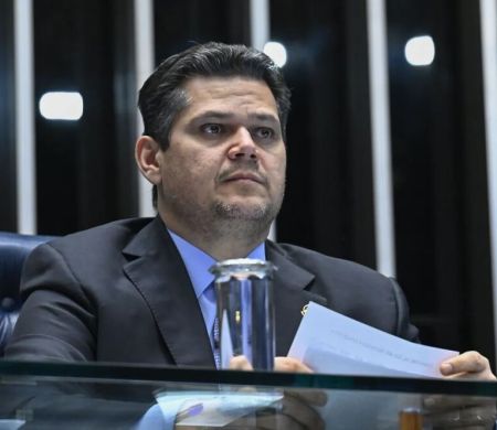 Congresso quer derrubar veto que impede recursos a municípios