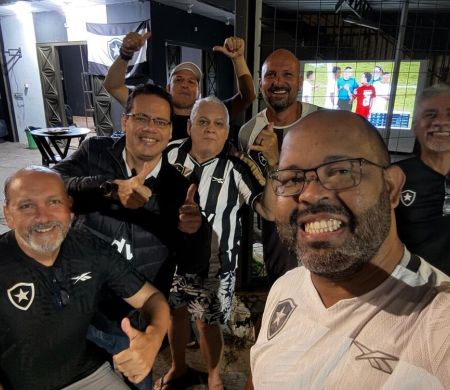 Apesar do chororô, Fogão vira sobre o Caracas e confirma liderança na Sula