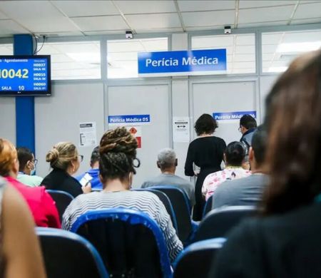 INSS faz muritão para análise de benefícios e perícias