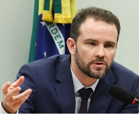 Durigan disse que a declaração do IR pode ser automática em até três anos