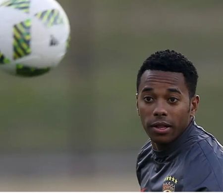 Defesa de Robinho questiona hediondez do estupro no STF