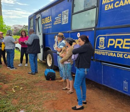 Consultório móvel oferece atendimento veterinário gratuito no Noroeste