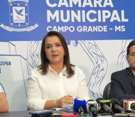 Prefeita encaminha à Câmara projeto de reajuste salarial dos servidores