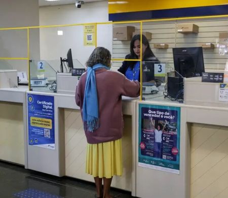 Jogos do Brasil na Copa alteram funcionamento dos bancos