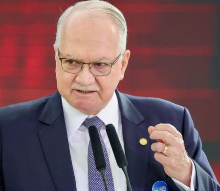 Presidente do STF rejeita alegações de parcialidade em caso de Zambelli