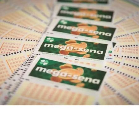 Ninguém acerta as 6 dezenas da Mega- Sena e<p>prêmio vai a R$ 42 milhões</p>
