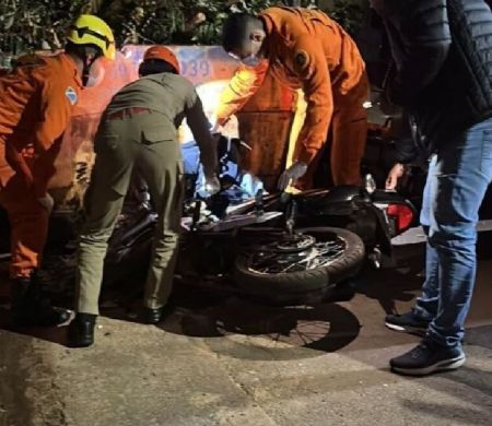 Motociclista morre ao se chocar em caçamba de entulho em Rio Brilhante&nbsp;