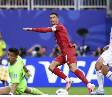 Portugal atropela Uzbequistão por 5 a 0 com CR7 marcando dois&nbsp;