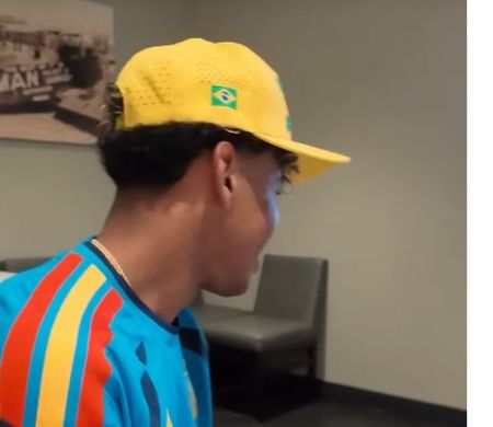 Fã de Neymar, Lamine Yamal aparece com boné do Brasil em vídeo