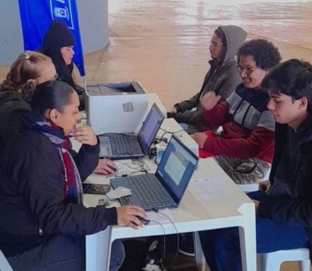 Funsat oferece quase 900 vagas para jovens no EmpregaCG&nbsp;