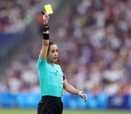 Katia Garcia será a 1ª mulher latino-americana a apitar um jogo de Copa