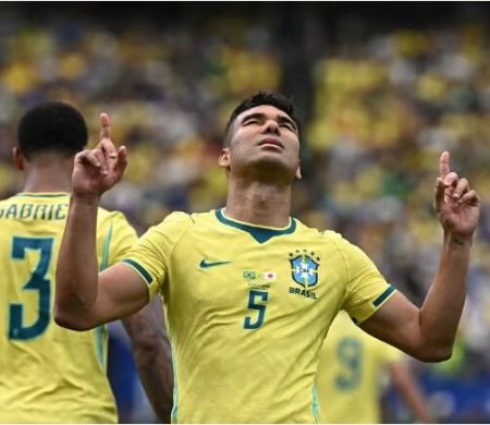 Ranking da Fifa aponta Casemiro como melhor defensor da Copa